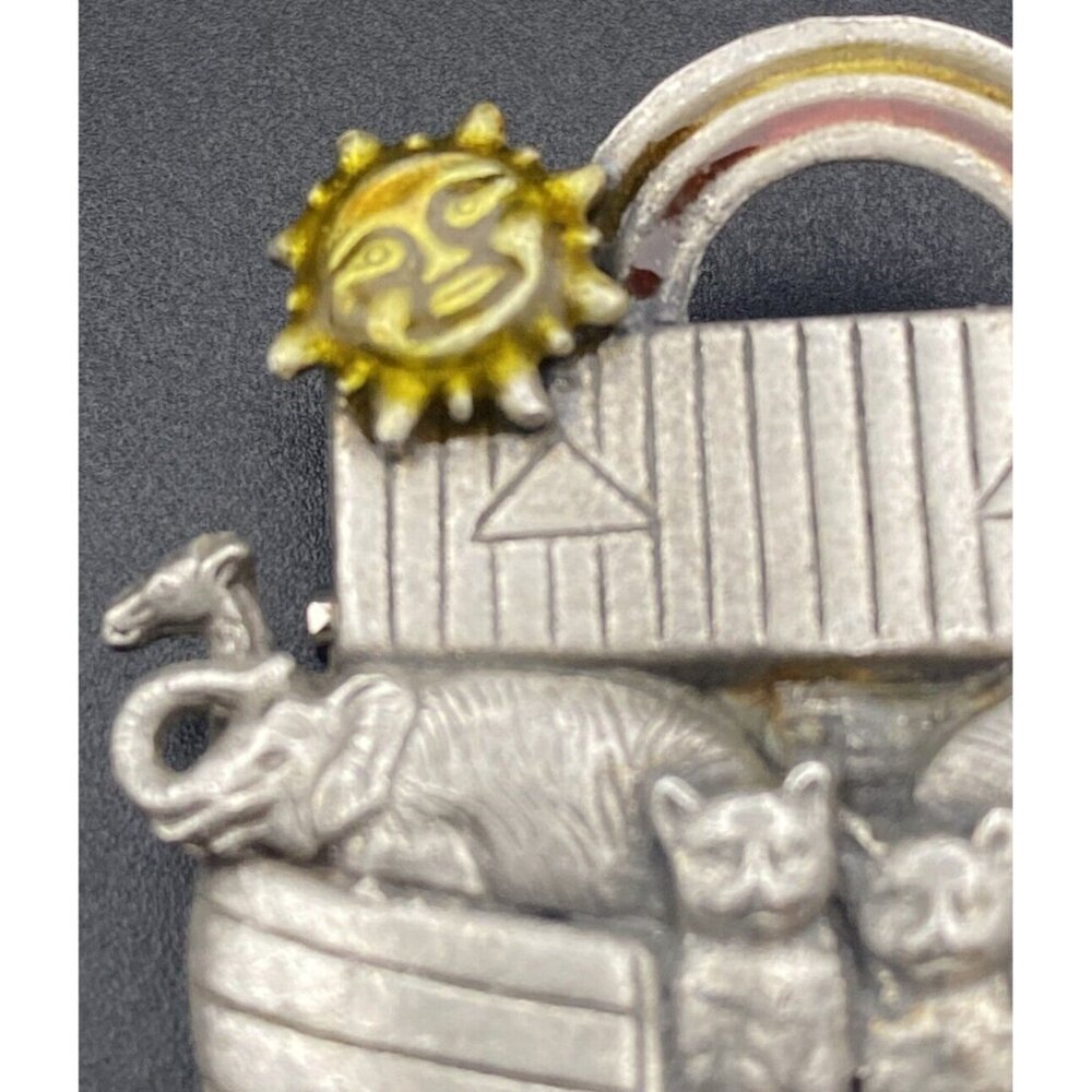 NOAH'S ARK Brooch Silver Tone Signed KC Giraffe Elephant Dolphin Cat Sun Rainbow - Picture 2 of 6
